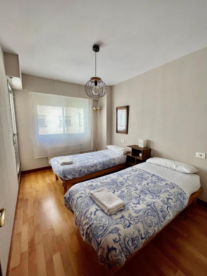 Atuaire Home Agradable Apartamento En El Centro De Burgos Parking Incluido Exteriör bild